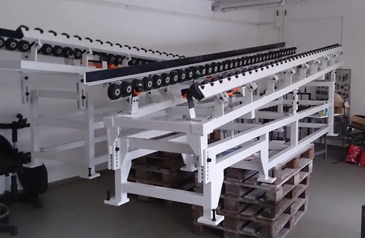 Gravity conveyor